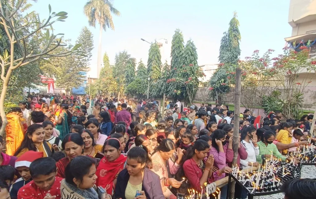 Bettiah Catholic Church History: बेतिया के कैथोलिक चर्च की कहानी जानिए, 250 वर्षों से चंपारण की विरासत 5 Christmas Time